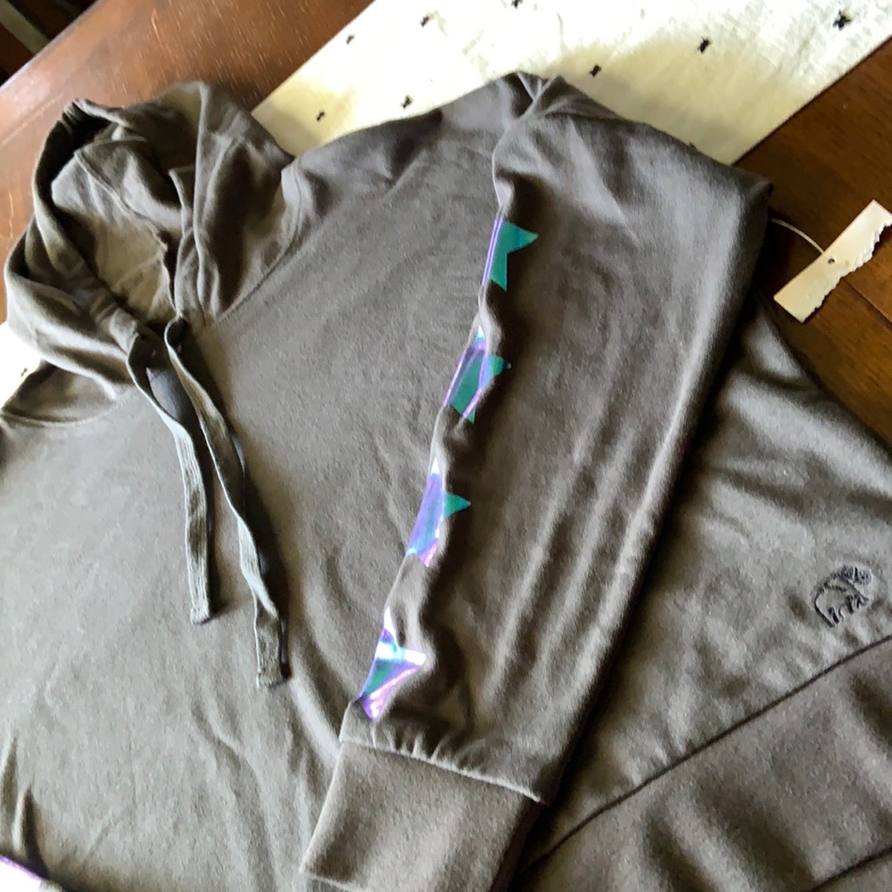 Ivory Ella hoodie sweatshirt 🐘🐘